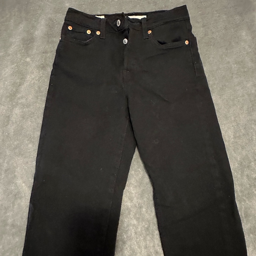 Levi’s Wedgie Straight Jean (Black, 23)